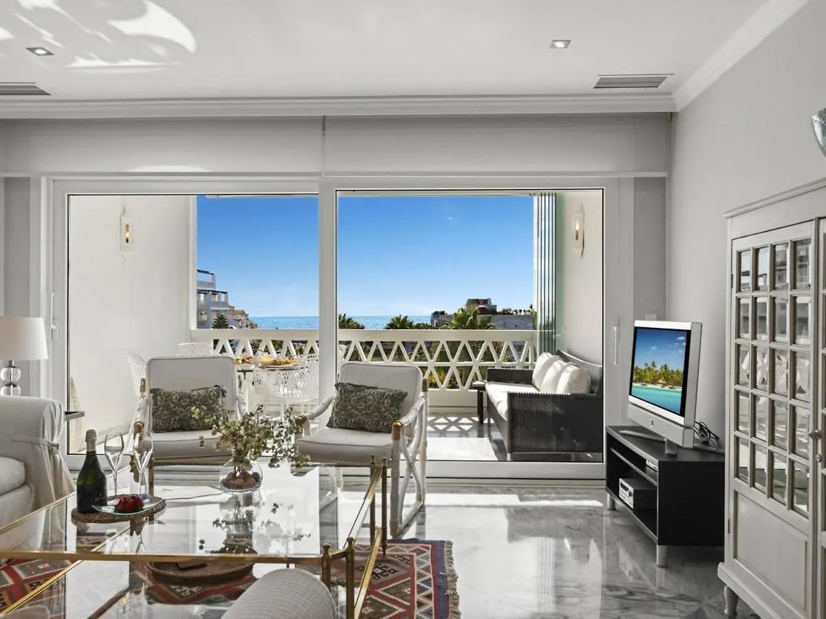 Апартаменты Vista Mar Y Piscina En Puerto Banus Марбелья