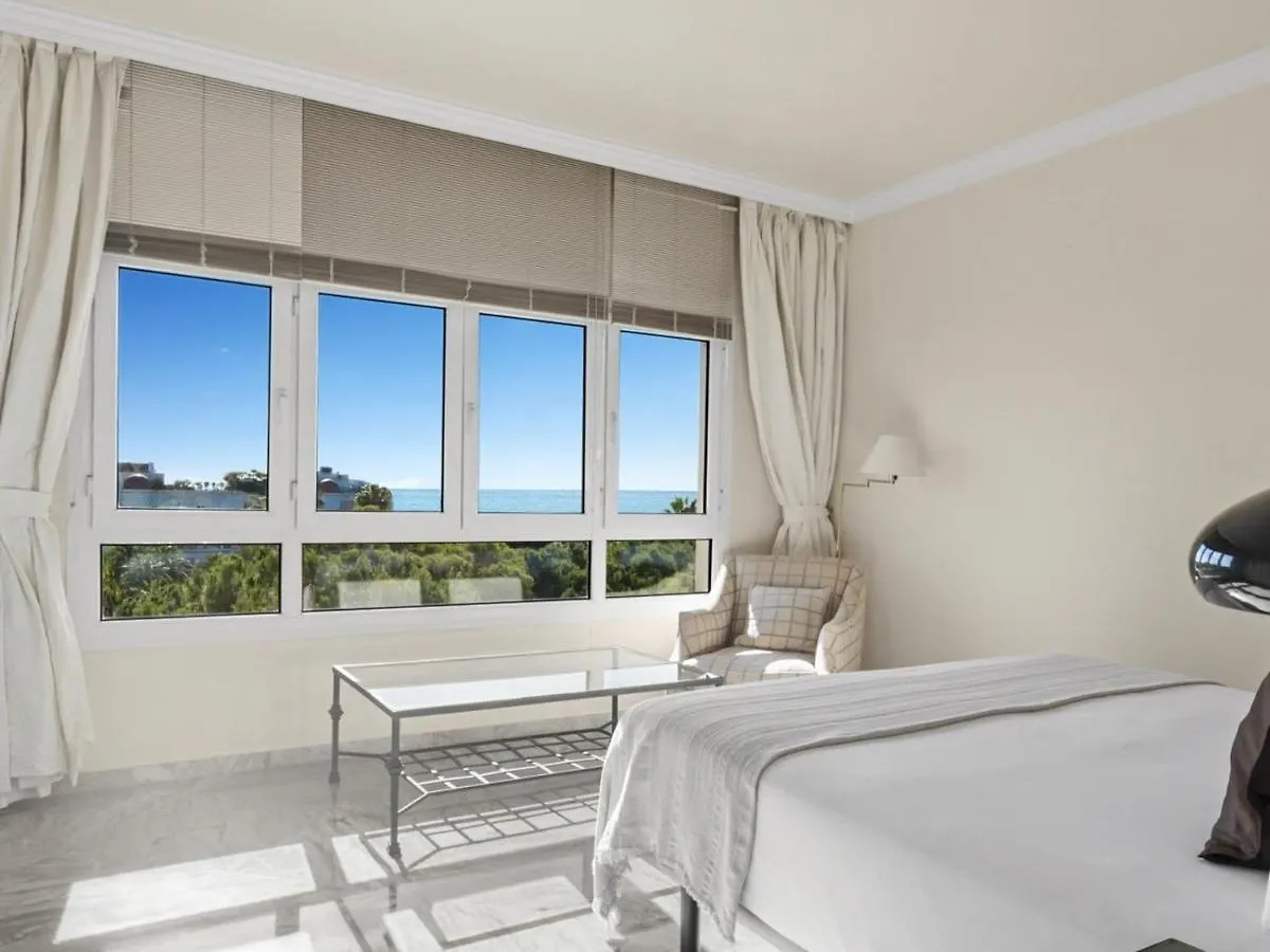 Апартаменты Vista Mar Y Piscina En Puerto Banus Марбелья