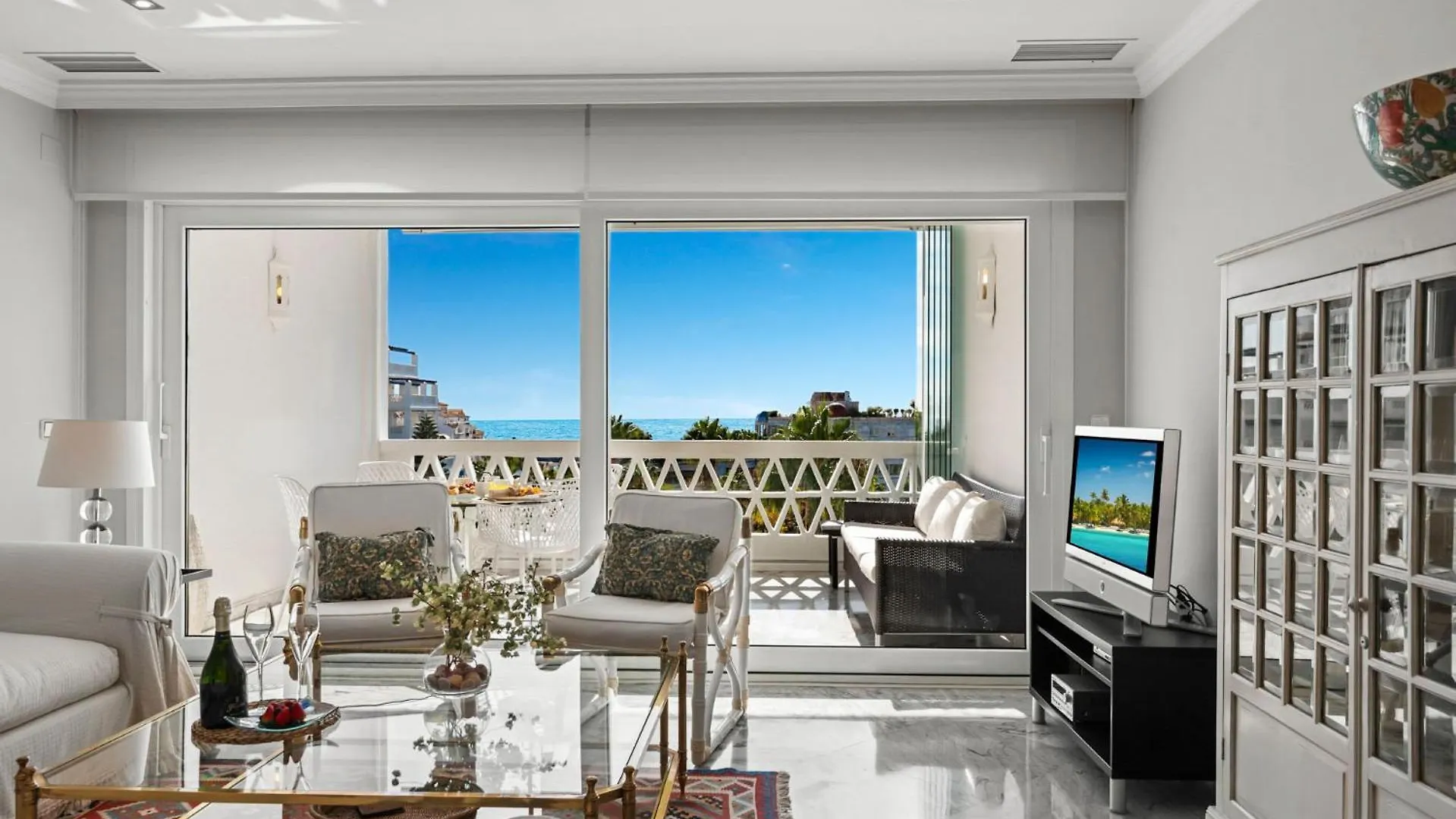 Апартаменты Vista Mar Y Piscina En Puerto Banus Марбелья Испания