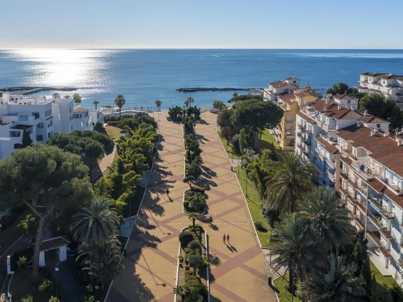Апартаменты Vista Mar Y Piscina En Puerto Banus Марбелья